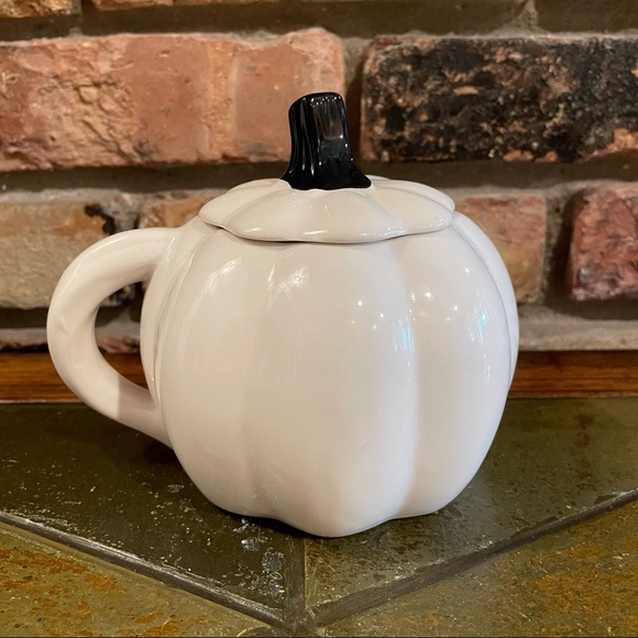 Disney's Nightmare Before Christmas Jack Pumpkin Shaped Ceramic Mug & Lid NEW!! - Picture 4 of 9